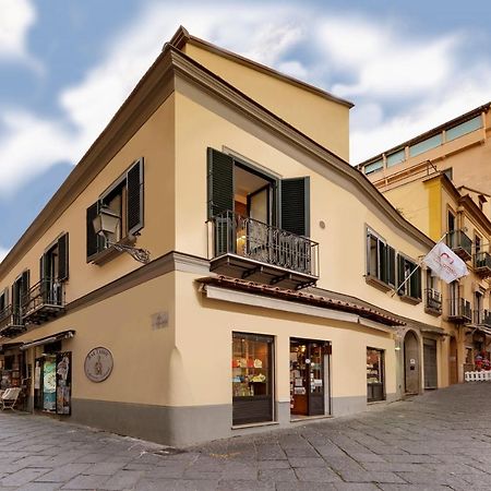 Maison Amalia Hotel Sorrento Exterior photo